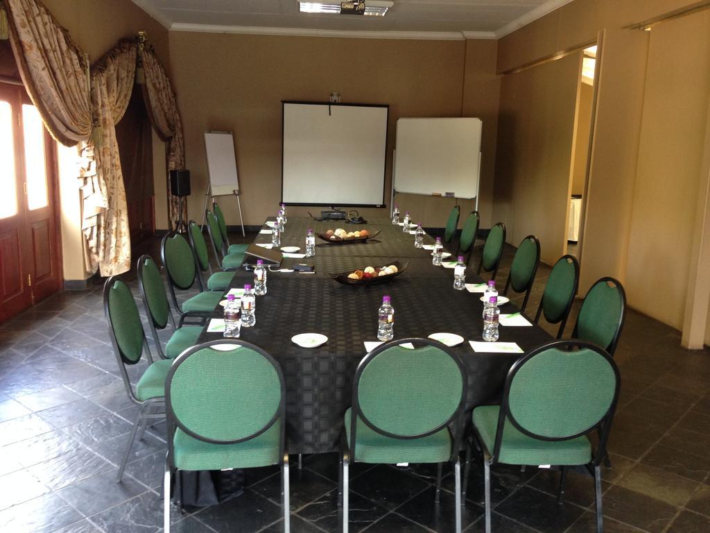 Picanha Grill Guest House & Events Venue Nigel Exteriör bild